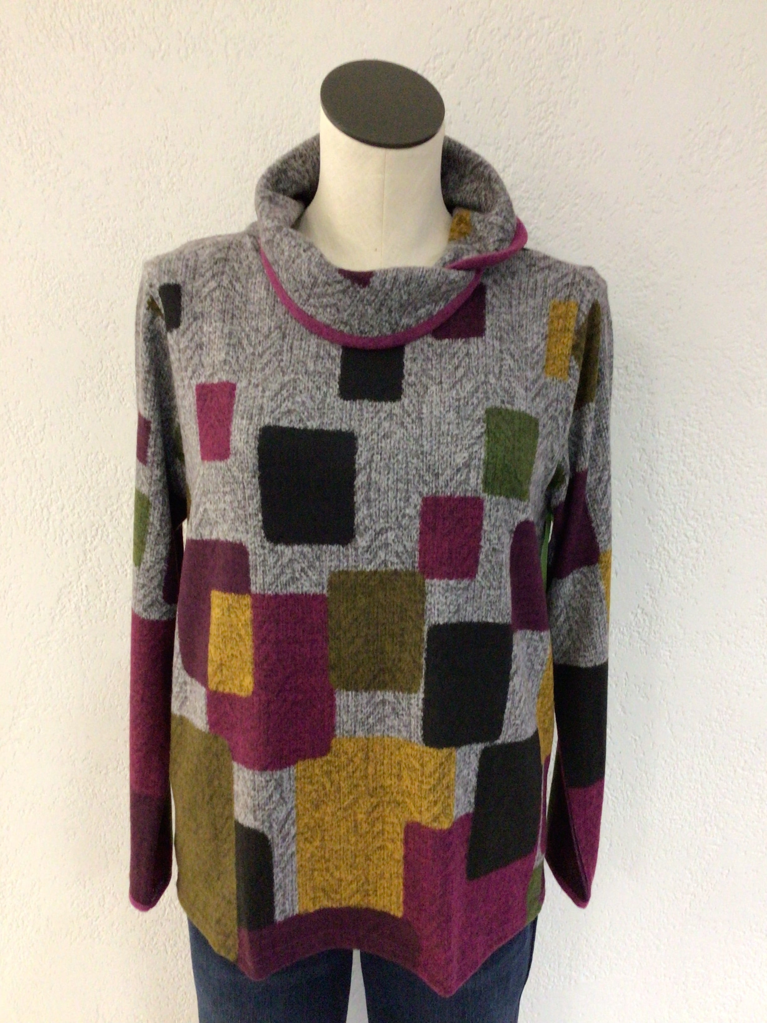 Trisha Tyler Color Block Sweater Print TT11564