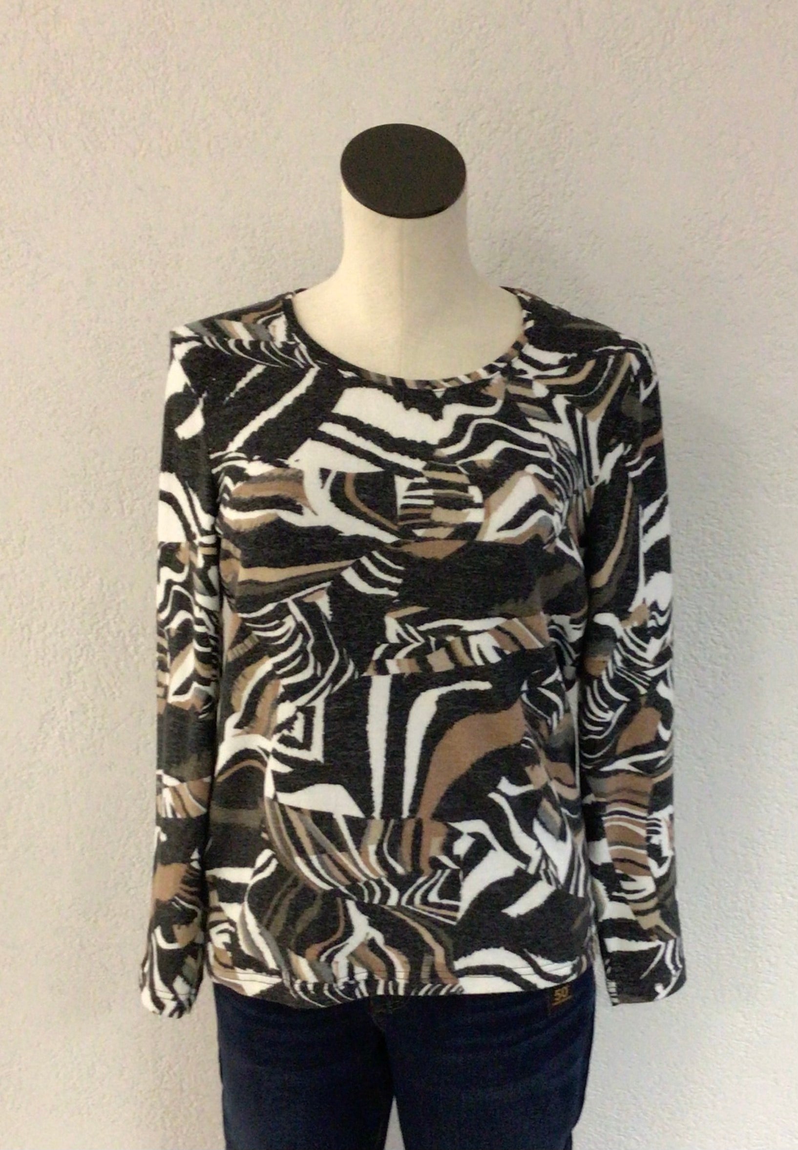 Sunday Black/Tan Print Top 6128-6159