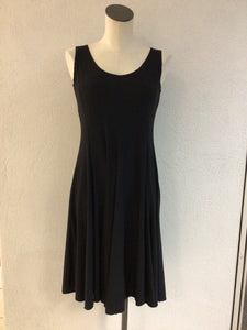 Creation Sleeveless Black Dress A603