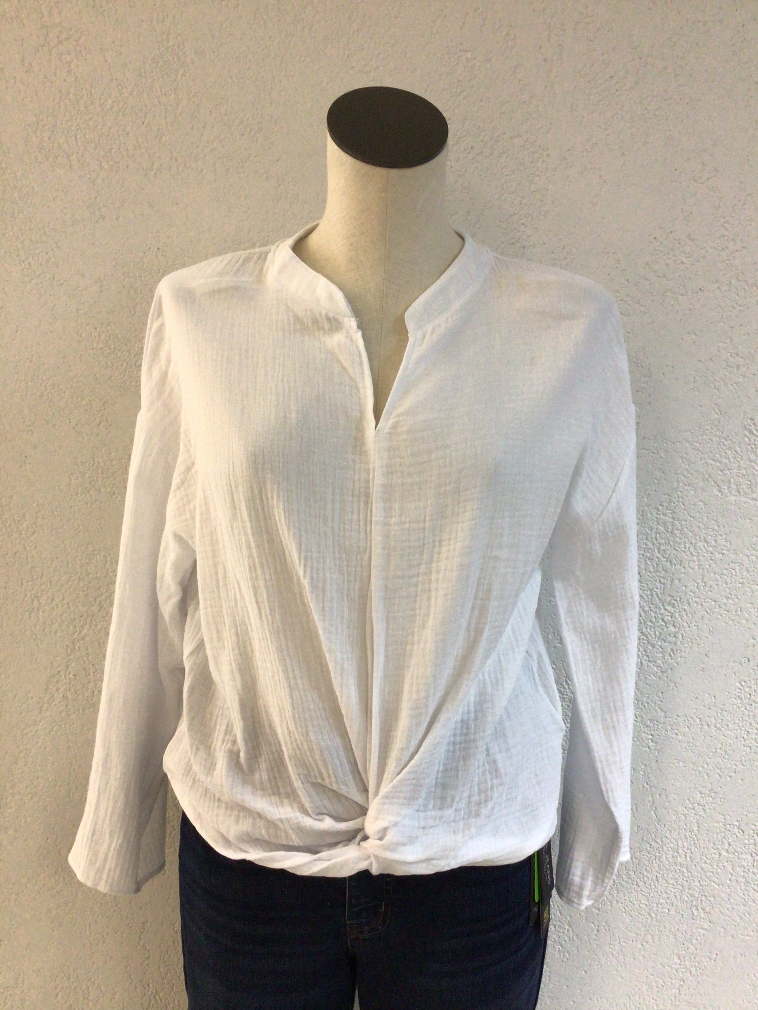Charlie B White Twist Front Top C4495R