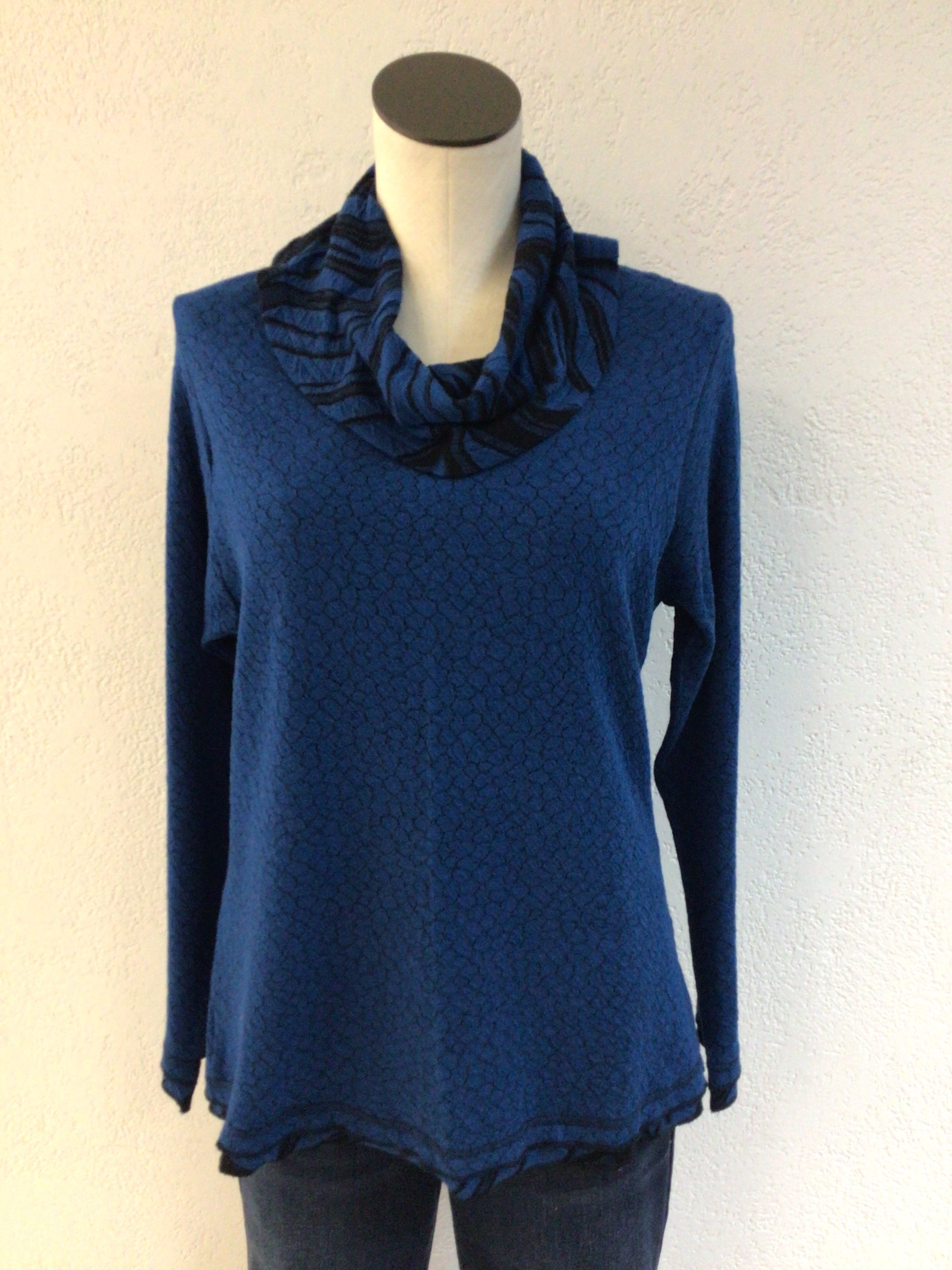 Parsley and Sage Paxton Cowl Top 25W247C12