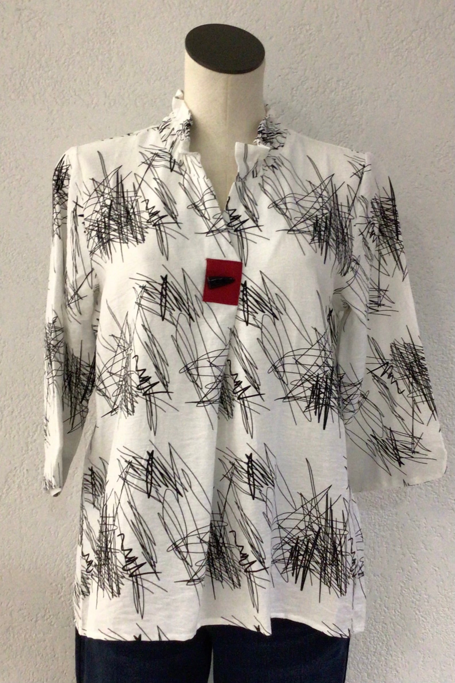 Creation White Scribble Top AT130