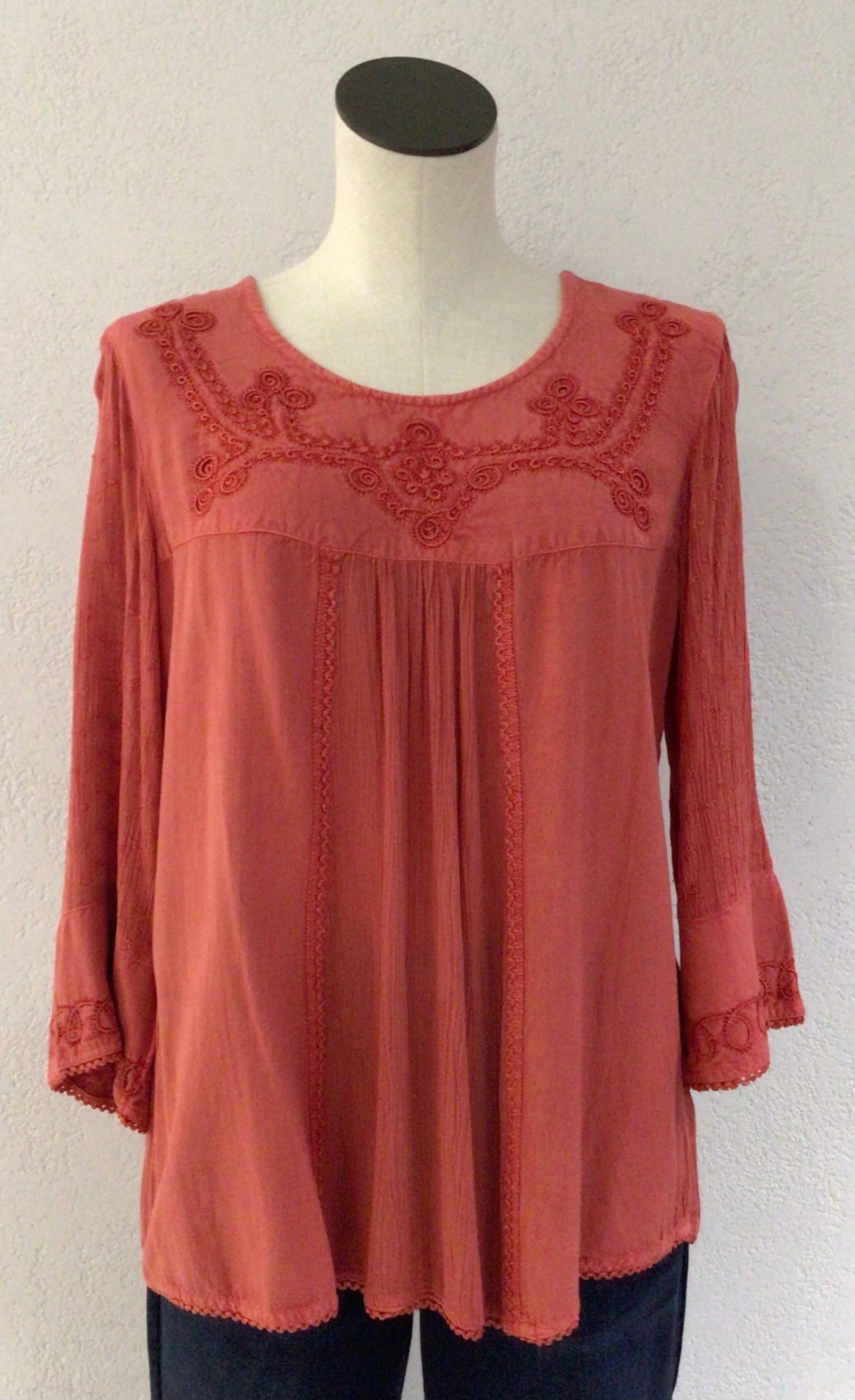 Parsley and Sage Coral Beatrice Top 24S482C