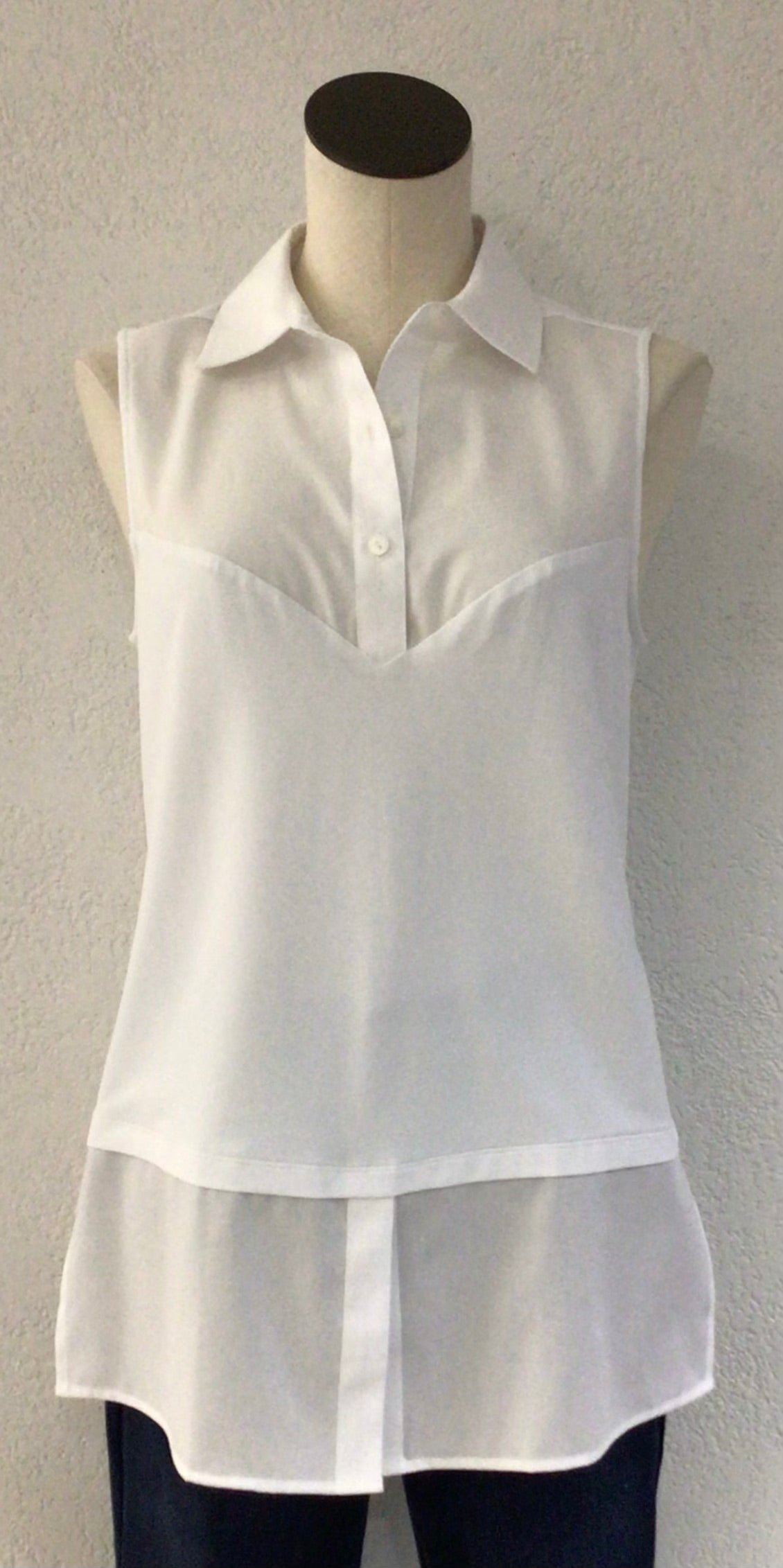 Foxcroft Sleeveless White Layering Blouse 199536