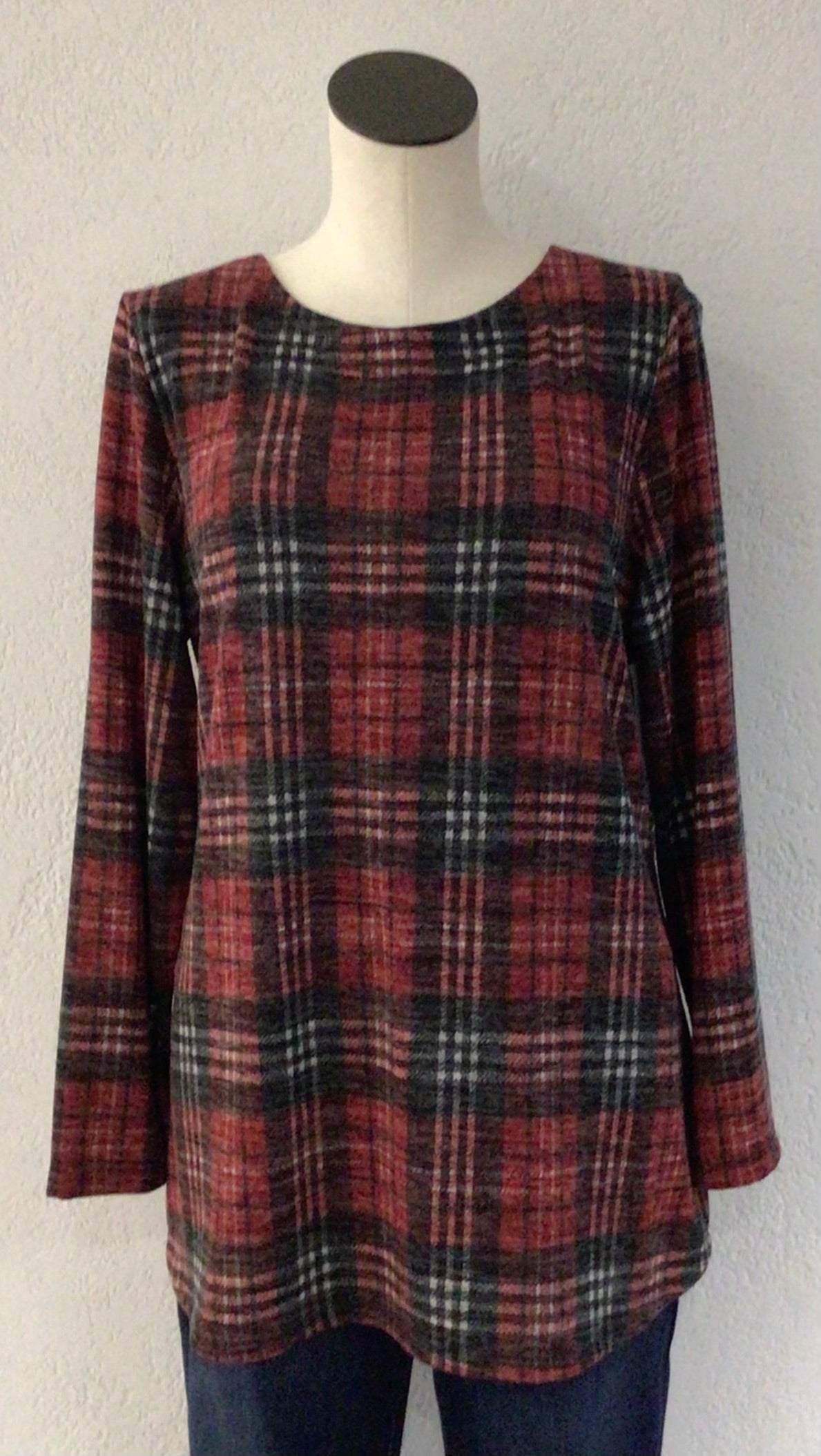 Southern Lady Red Plaid Top 40U9