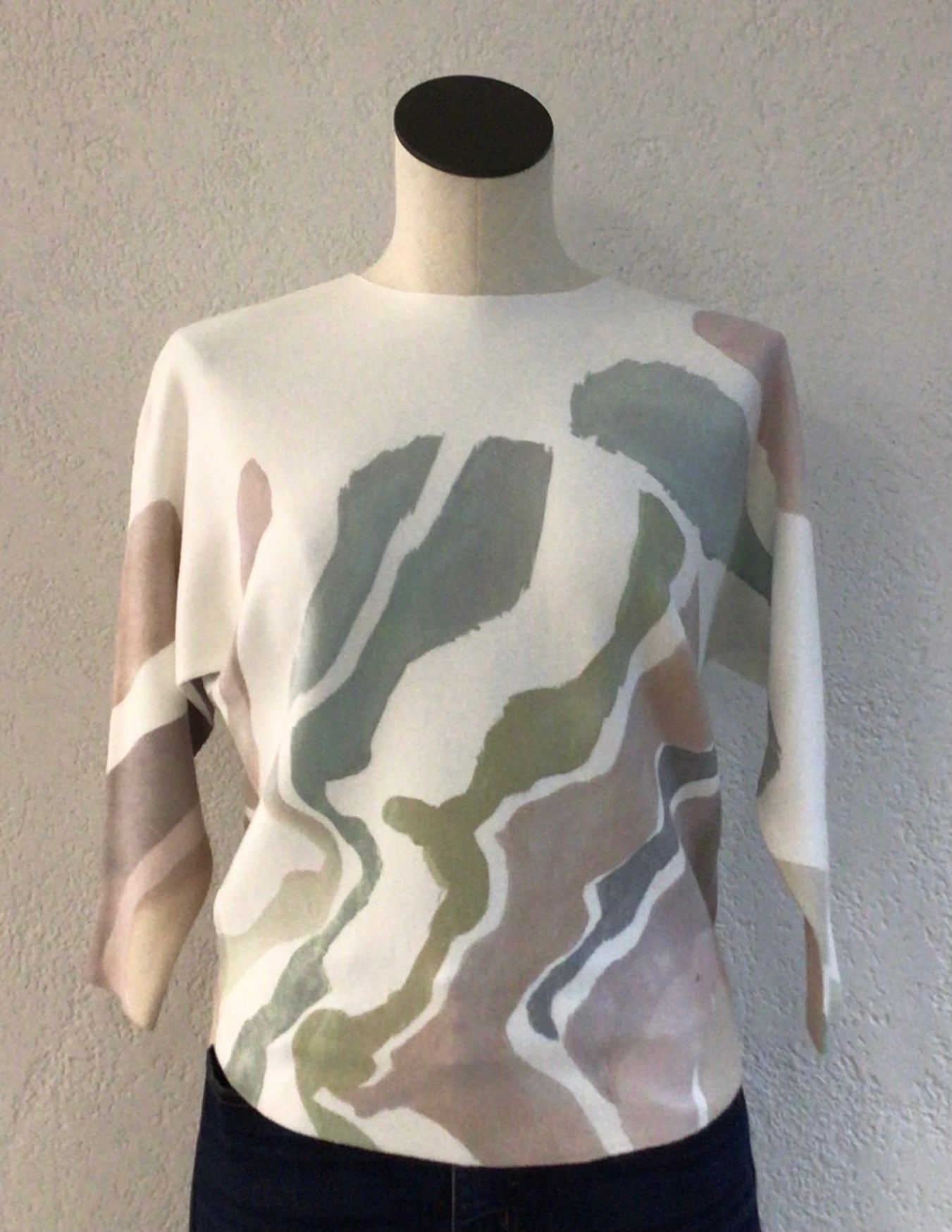 Keren Hart Printed Dolman Sweater 38009