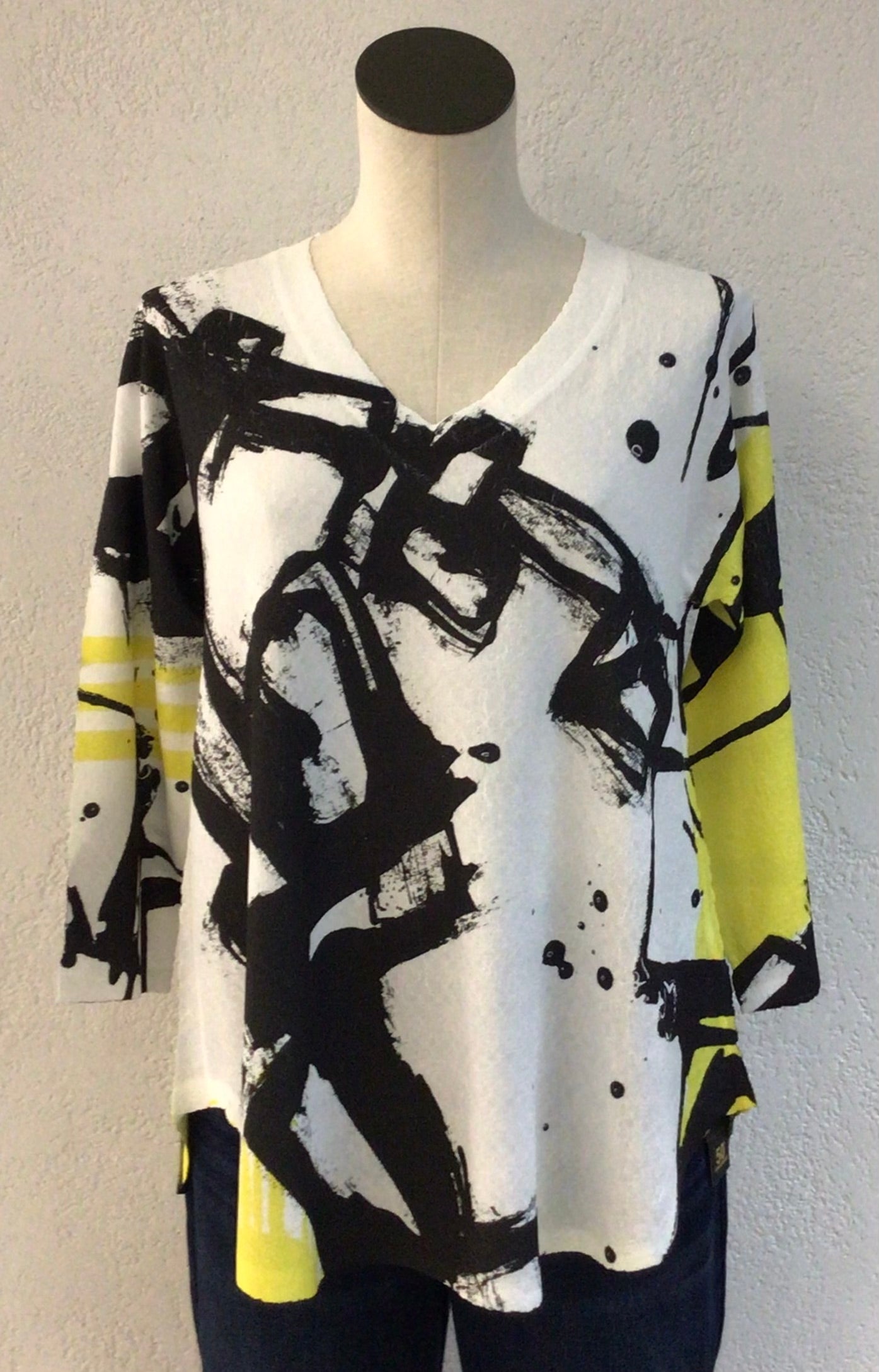 Inoah Abstract Crinkle Top NT350WK