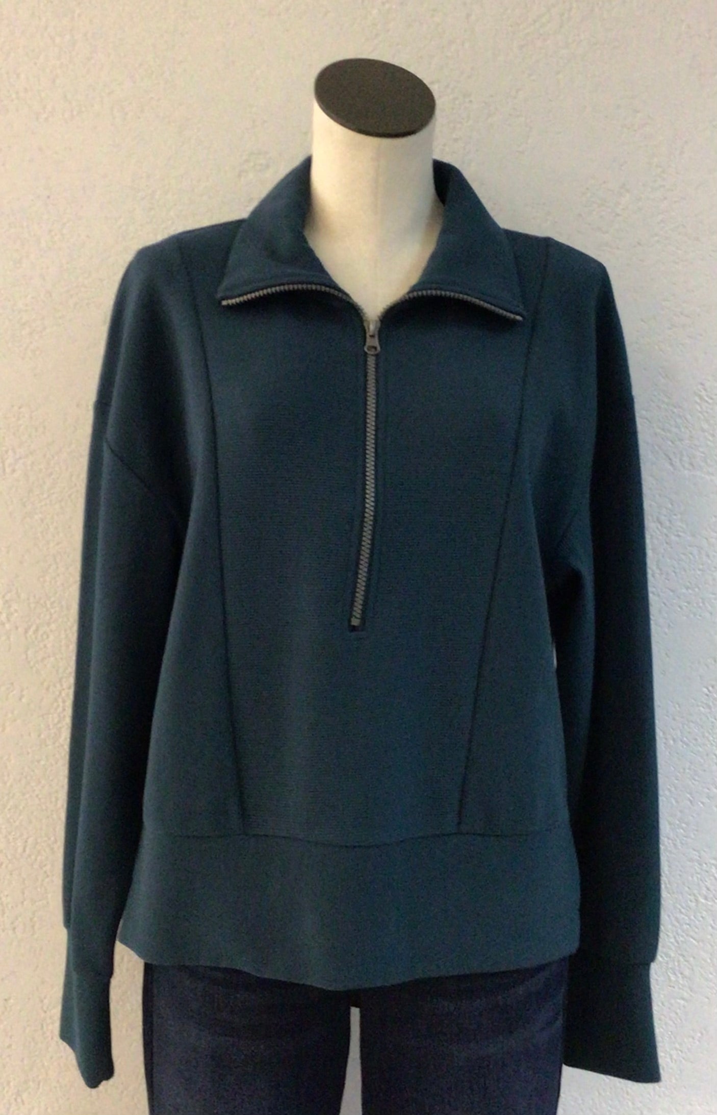 Keren Hart Peacock Pullover TT27047PCK