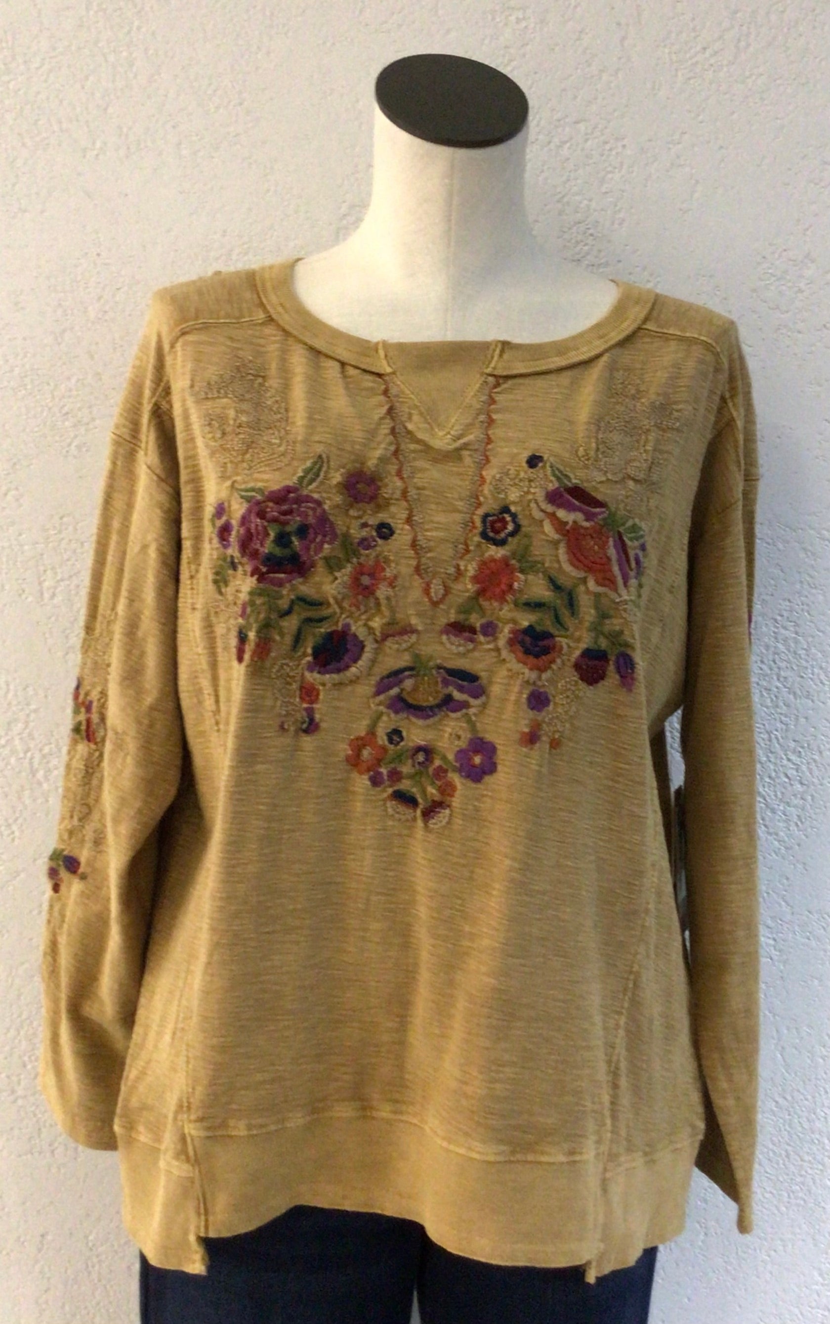 Tru Luxe Gold Pieced Sweatshirt with Embroidery T35480M